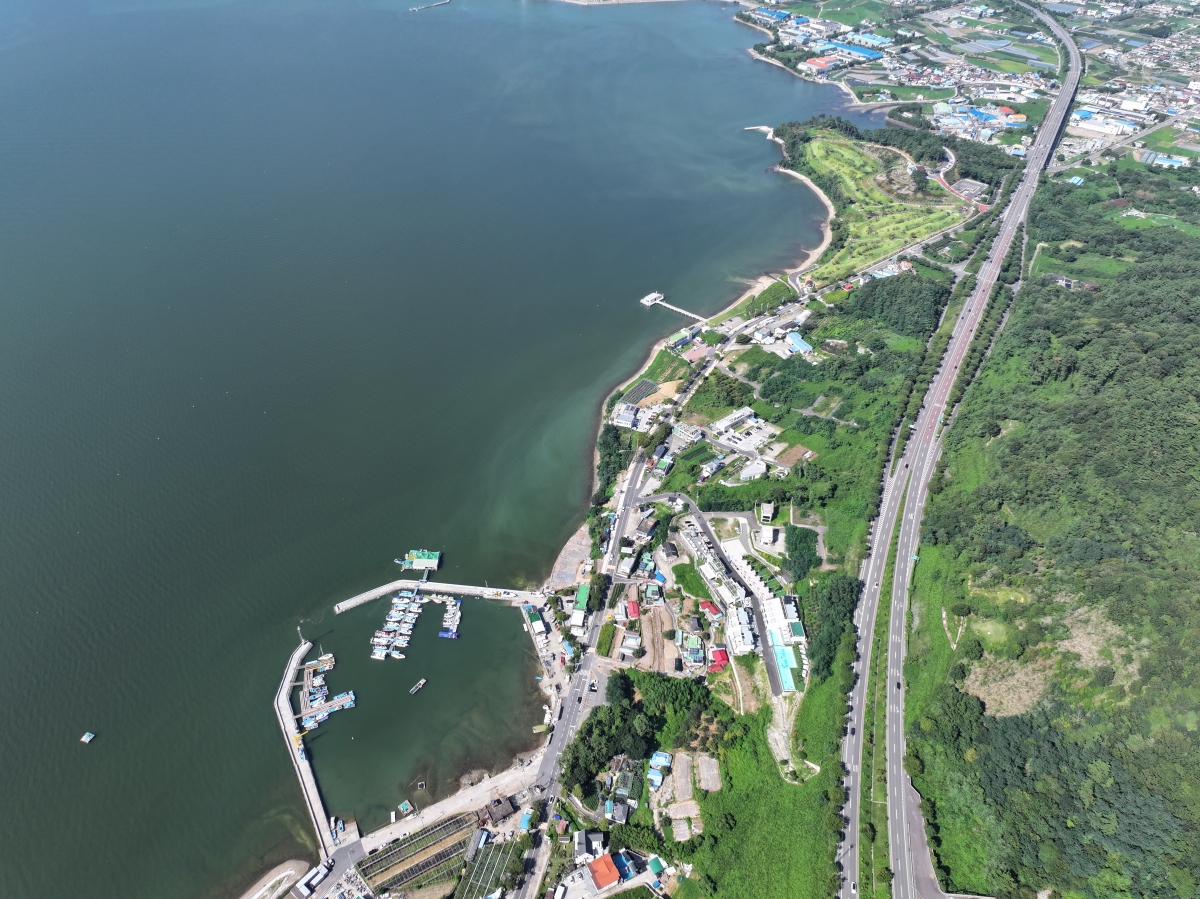 광포항 바다와 마을 전경